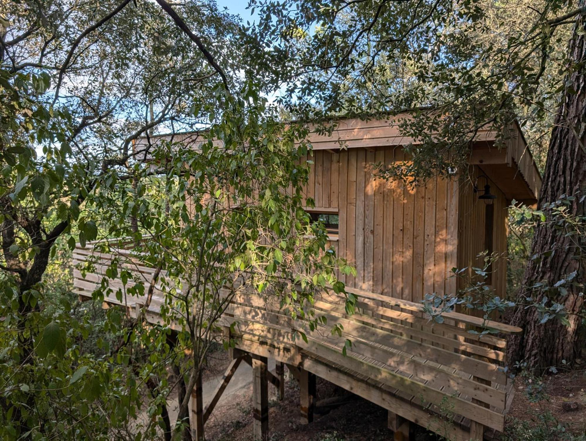 Les Cabanes Dans Les Bois Logis Hotel Villedubert Eksteriør billede
