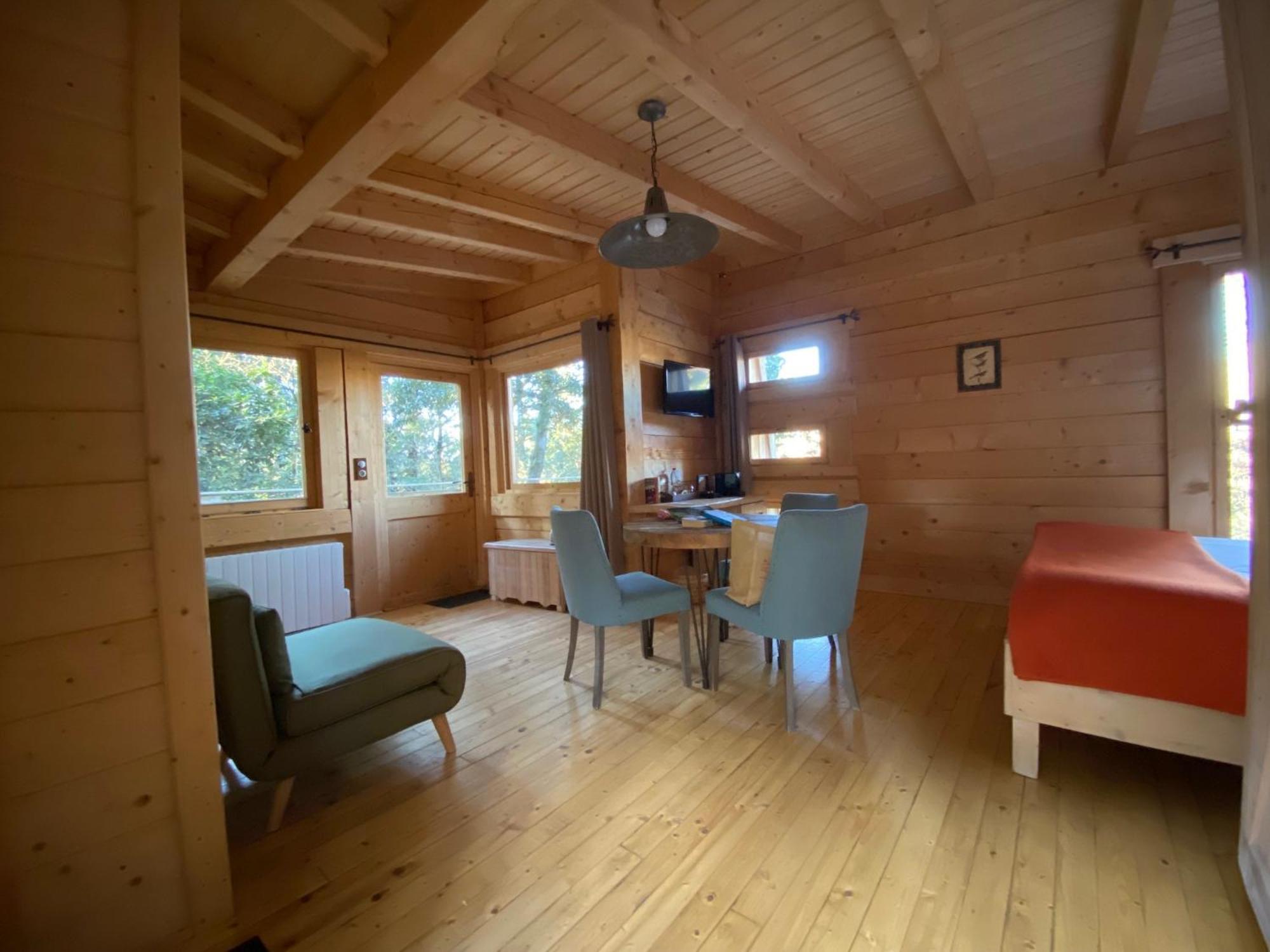 Les Cabanes Dans Les Bois Logis Hotel Villedubert Eksteriør billede