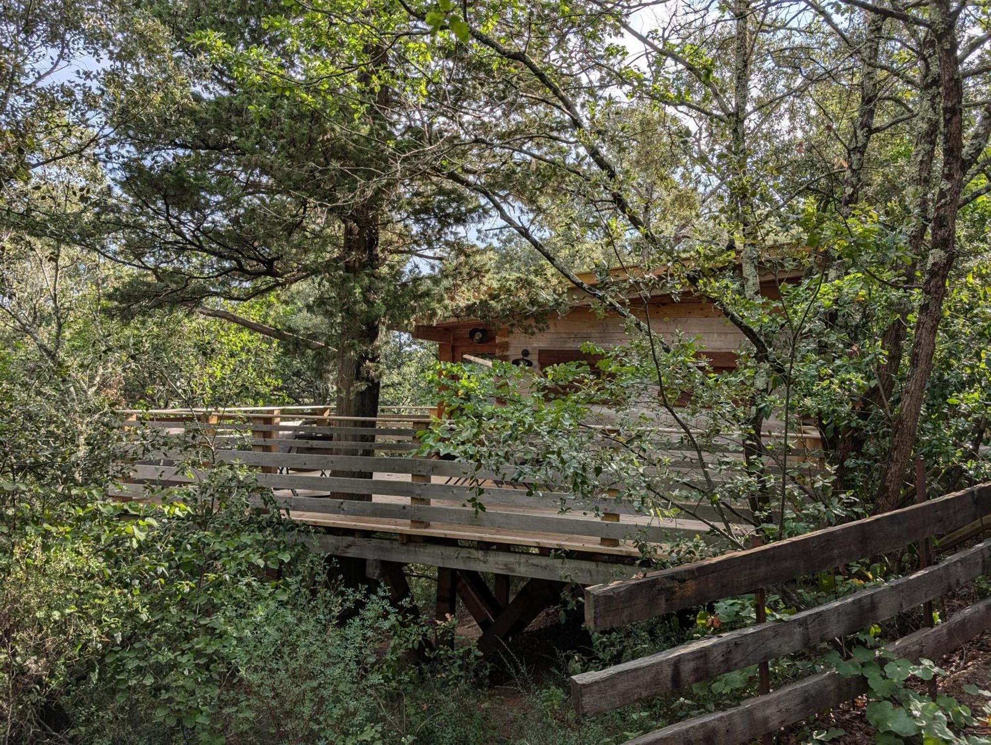 Les Cabanes Dans Les Bois Logis Hotel Villedubert Eksteriør billede
